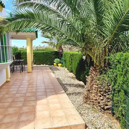 As052 Les Tourtereaux 2-bedroom *